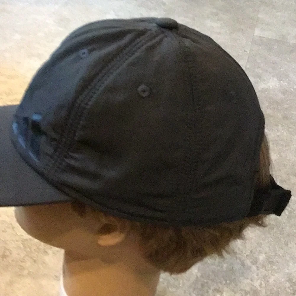 Adidas lightweight baseball cap hat